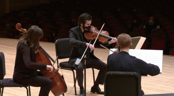 Celliset Jennifer Humphreys, violist Christian Tantillo, violinist Angie Smart