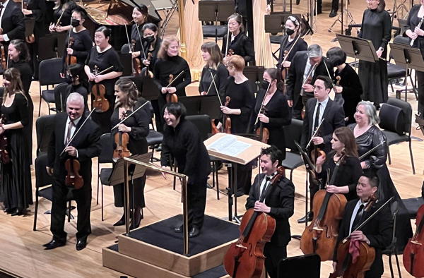 Xian Zhang and the SLSO. Photo by Chuck Lavazzi